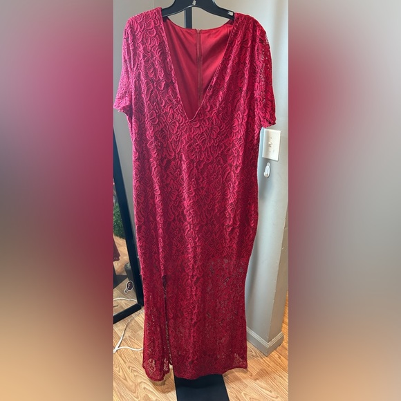 Red Lace Vneck Gown - Picture 1 of 8